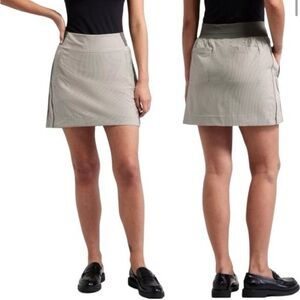 Athleta Brooklyn Textured 16” Pull On Skort Gray Ivory Stripe Size 6